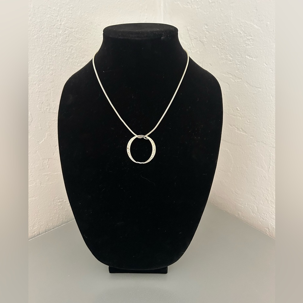 Silver Circle Pendant Necklace